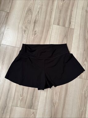 NWOT Athleta Women's Black Swim Skirt - size Large